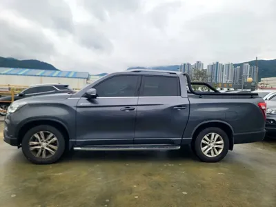 KG_Mobility_Ssangyong Rexton 2021, 121829 км, за 10043.32 USD