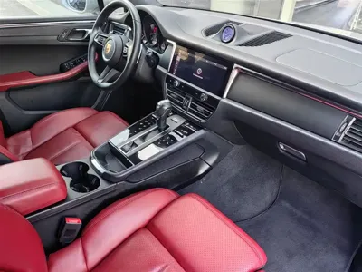 Porsche Macan 2023, 39000 км, за 52528.1 USD - фото 11