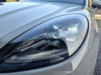 Porsche Macan 2023, 39000 км, за 52528.1 USD - фото 18