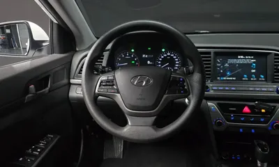 Hyundai Avante 2018, 89096 км, за 6960.71 USD - фото 13