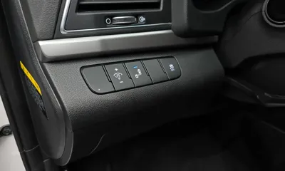 Hyundai Avante 2018, 89096 км, за 6960.71 USD - фото 17