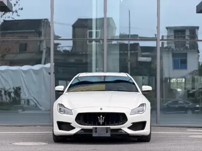 Maserati Quattroporte 2022, 67000 км, за 61505.58 USD