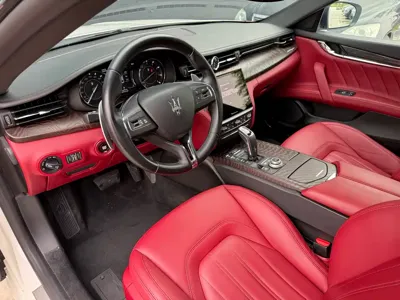 Maserati Quattroporte 2022, 67000 км, за 61505.58 USD - фото 6