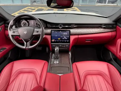 Maserati Quattroporte 2022, 67000 км, за 61505.58 USD - фото 10