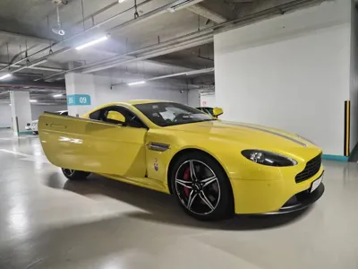Astonmartin Vantage 2016, 27300 км, за 50162.89 USD