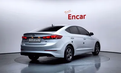 Hyundai Avante 2017, 73270 км, за 5156.01 USD