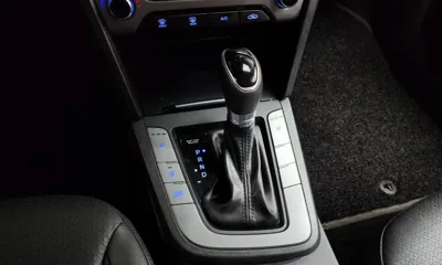 Hyundai Avante 2017, 73270 км, за 5156.01 USD - фото 9