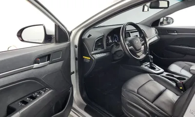 Hyundai Avante 2017, 73270 км, за 5156.01 USD - фото 10