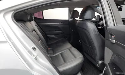 Hyundai Avante 2017, 73270 км, за 5156.01 USD - фото 12