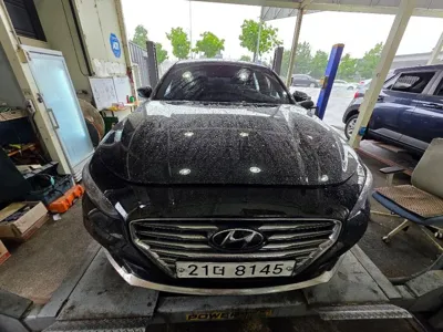 Hyundai Grandeur · 2017 год