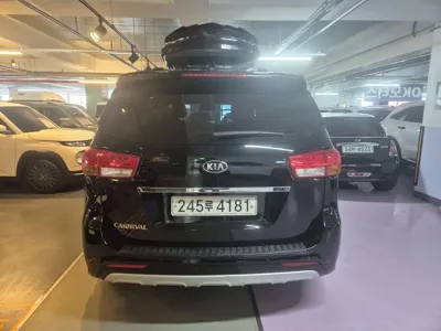 Kia Canival 2018, 155810 км, за 6058.64 USD