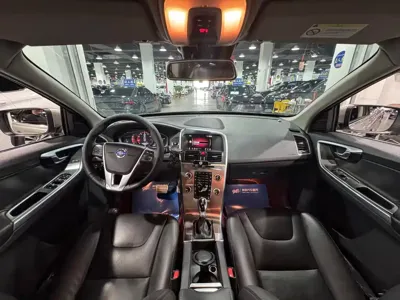 Volvo XC60 2016, 160000 км, за 7082.84 USD - фото 7