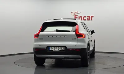 Volvo XC40 2022, 26226 км, за 21370.04 USD