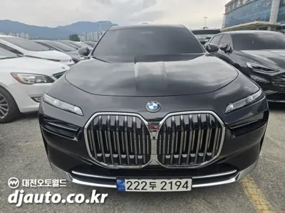 BMW 7-Series 2023, 36600 км, за 72351.34 USD