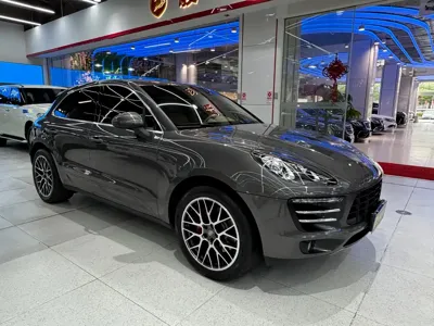 Porsche Macan 2015, 70000 км, за 20570.53 USD