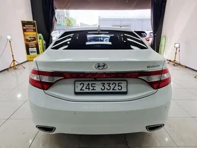 Hyundai Grandeur 2011, 100500 км, за 3322.48 USD