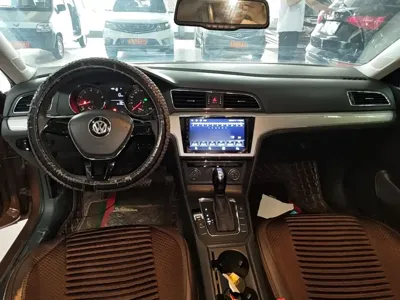 Volkswagen Lamando 2015, 91100 км, за 4921.24 USD - фото 10