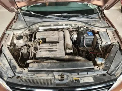 Volkswagen Lamando 2015, 91100 км, за 4921.24 USD - фото 20