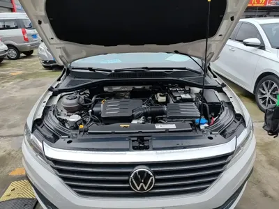 Volkswagen Lavida 2022, 29900 км, за 8855.29 USD - фото 20