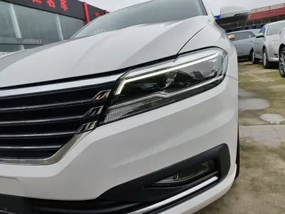 Volkswagen Lavida 2022, 29900 км, за 8855.29 USD - фото 24