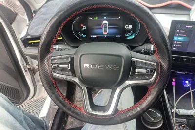 Roewe i5 2021, 23200 км, за 7378 USD - фото 10