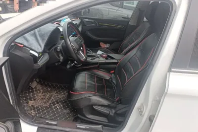 Roewe i5 2021, 23200 км, за 7378 USD - фото 15