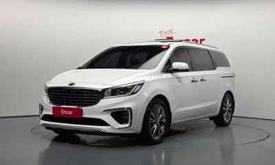 Kia Canival · 2019 год