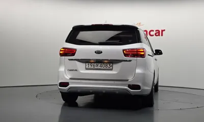 Kia Canival 2019, 164861 км, за 6426.41 USD