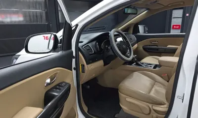 Kia Canival 2019, 164861 км, за 6377.85 USD - фото 10
