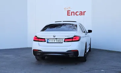 BMW 5-Series 2022, 97545 км, за 25364.22 USD
