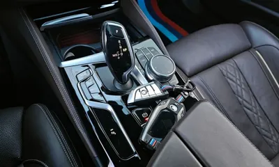 BMW 5-Series 2022, 97545 км, за 25364.22 USD - фото 9