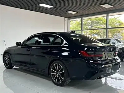 BMW 3 Series 2021, 80000 км, за 23137.27 USD - фото 9
