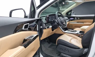 Kia Canival 2023, 21804 км, за 25551.75 USD - фото 11