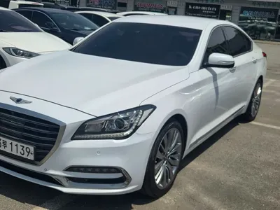 Genesis G80 2018, 55630 км, за 13153.61 USD