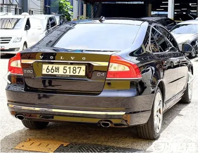 Volvo S80 2014, 153292 км, за 3250.34 USD