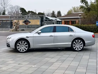 Bentley Flying Spur 2016, 160000 км, за 73394.69 USD - фото 7