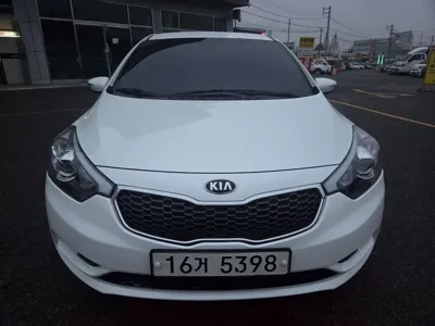 Kia K3 · 2014 год