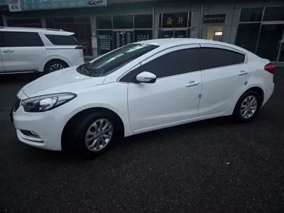 Kia K3 2014, 81000 км, за 3957.71 USD
