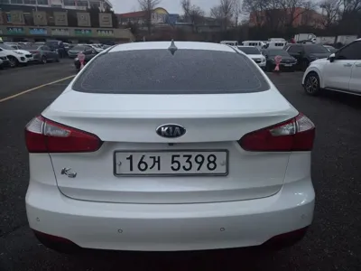 Kia K3 2014, 81000 км, за 3957.71 USD
