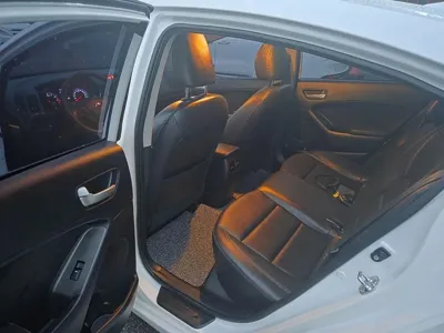 Kia K3 2014, 81000 км, за 3957.71 USD - фото 9