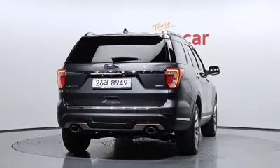 Ford Explorer 2019, 40347 км, за 12813.06 USD