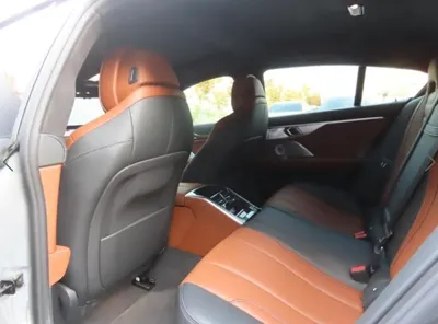 BMW 8-Series 2024, 5246 км, за 46877.63 USD - фото 6