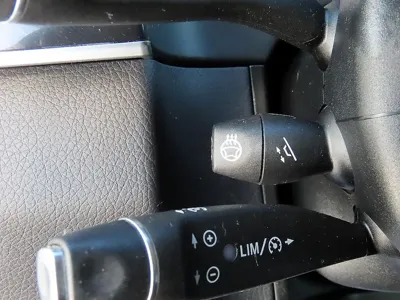 Mercedes-Benz E-Class 2016, 79819 км, за 8582.75 USD - фото 12