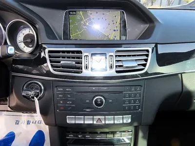 Mercedes-Benz E-Class 2016, 79819 км, за 8582.75 USD - фото 13