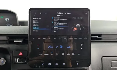 Hyundai Staria 2022, 131636 км, за 11530.95 USD - фото 16