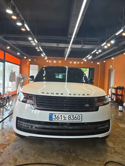 Land Rover Range Rover · 2025 год
