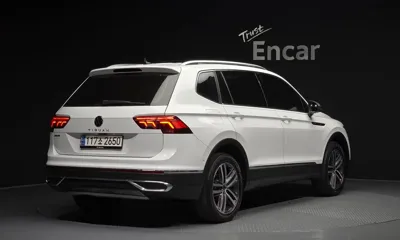 Volkswagen Tiguan 2023, 60927 км, за 18054.76 USD