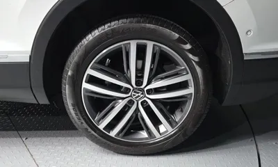 Volkswagen Tiguan 2023, 60927 км, за 18054.76 USD