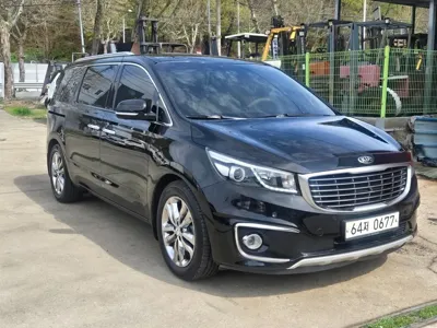 Kia Canival 2017, 226230 км, за 5901.27 USD