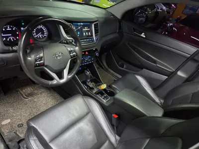 Hyundai Tucson 2018, 90400 км, за 9621.01 USD - фото 7